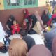 Foto: Calon Bupati Sumenep, Achmad Fauzi, bersimpuh di hadapan ratusan warga kepualauan, @by_News9.id