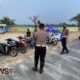 Satuan Lalu Lintas Polres Sumenep membubarkan aksi balap liar