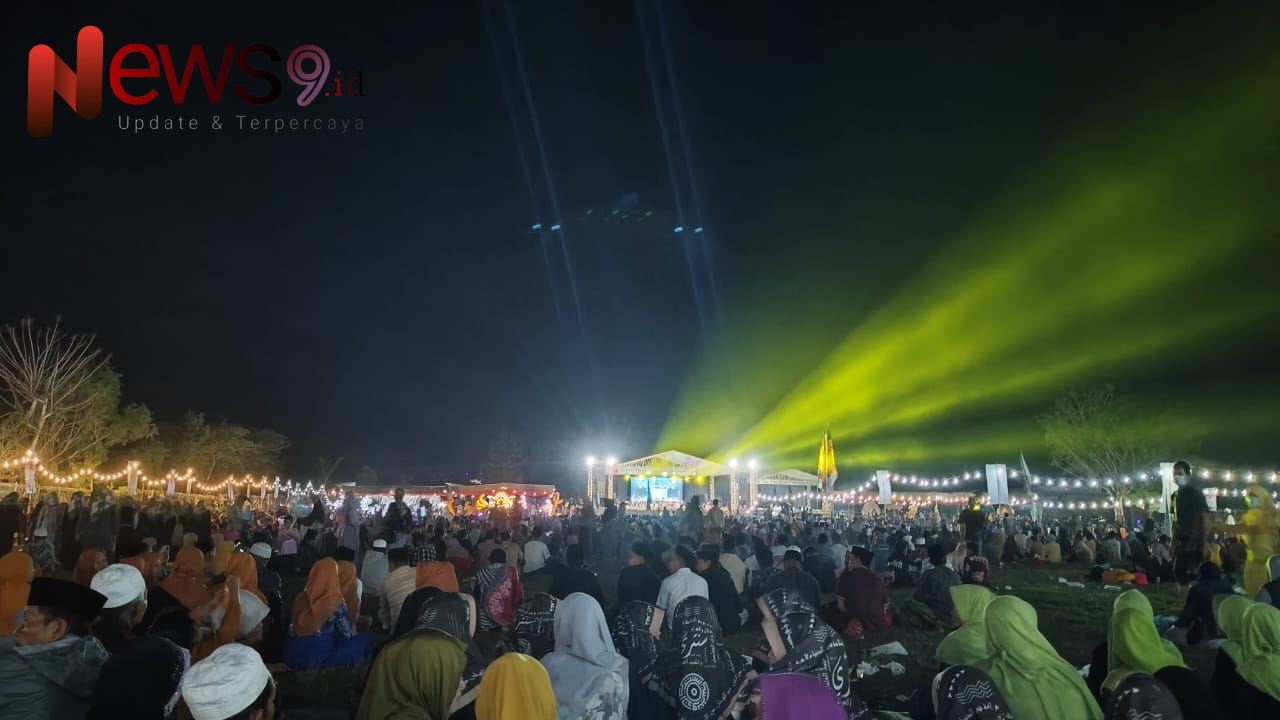 Foto: Ribuan warga hadiri FaHam Berselawat di Pasongsongan, @by_News9.id