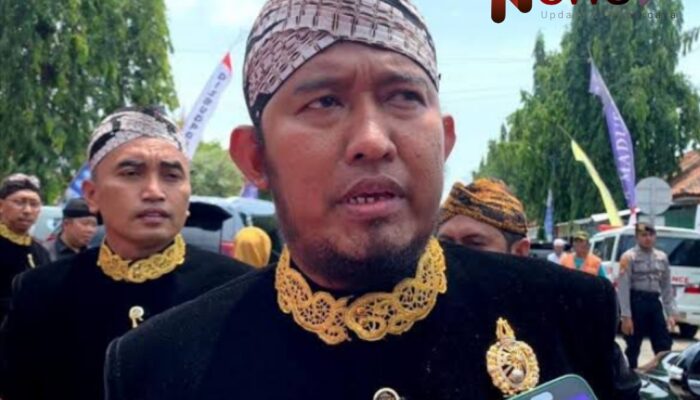 Menghidupkan Tradisi Leluhur, Filosofi Blangkon di Era Kepemimpinan Mas Fauzi