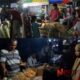 Foto: Pelaku UMKM yang terlibat dalam acara tersebut meraup keuntungan signifikan hanya dalam satu malam. @by_News9.id