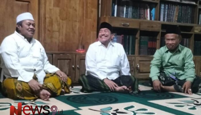 Kiai Imam Hasyim Kunjungi Pesantren Al Hidayah, Tegaskan Komitmen Membangun Kepulauan