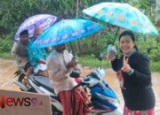 Kampanye dengan Sentuhan Sosial, Relawan Pro Fauzi Bagikan Nasi Bungkus dan Es Teh