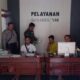 Foto: Pelayanan di Balai Desa Pamolokan tetap berjalan seperti biasa pada hari yang dimaksud. @by_News9.id