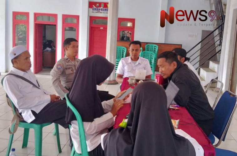 Foto: Kegiatan sambang desa dengan cara patroli dialogis, @by_News9.id