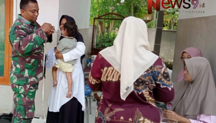 Tingkatkan Kualitas Kesehatan Warga, Babinsa Petahunan Mendampingi Kegiatan Posyandu Anggrek 