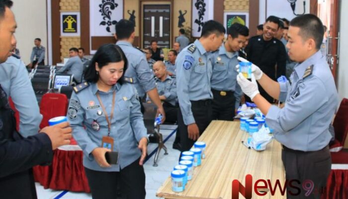 Antisipasi Judi Online, Ponsel Pegawai Lapas Banyuwangi Mendadak Dicek