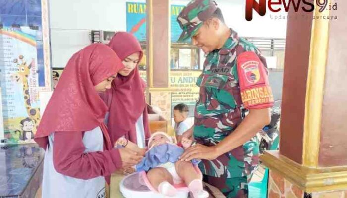 Tingkatkan Sinergi, Babinsa Kebonsari Dampingi Monitoring Pelayanan Posyandu untuk Kesehatan Balita
