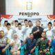 Foto: Pemerintah Desa, bersama pengurus Taruna Muda dan babinsa, babhinkamtibmas serta tokoh agama dan masyarakat Pamolokan. @by_News9.id