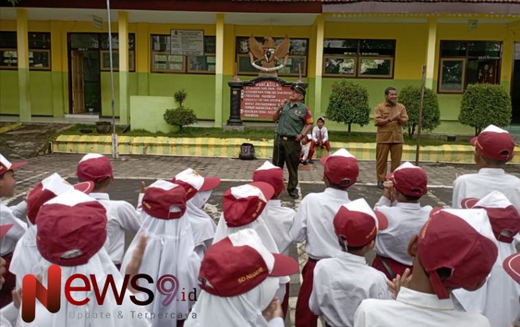 Foto: Memberikan materi Wawasan Kebangsaan (Wasbang) kepada siswa-siswi Sekolah Dasar, @by_News9.id