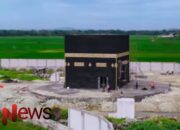 Pro-Kontra Masjid Mirip Ka’bah di Sampang