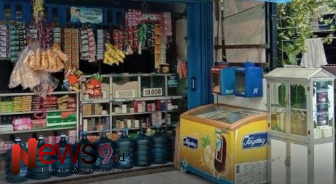 Foto: Perjuangan mendirikan warung sembako di Madura bukanlah hal mudah. @by_News9.id