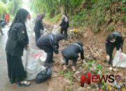 Wujud Kepedulian Mahasiswa, BEM Stika Al-Hidayah Bersihkan Sampah