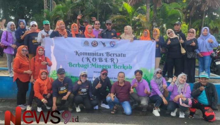 Minggu Berkah, KOBER Sumenep Bagikan 535 Nasi Bungkus dan 130 Kue ke Abang Becak