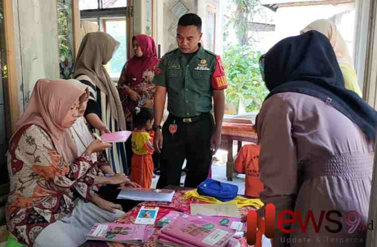 Foto: Koptu Muhammad Sofyan Hariyanto, turut serta dalam pendampingan dan monitoring pelayanan kesehatan Balita. @by_News9.id