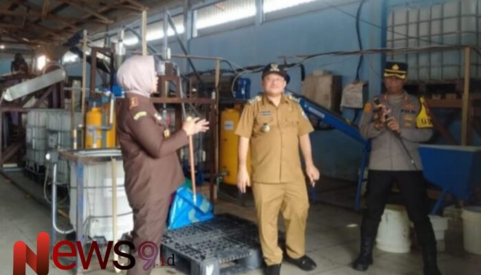 Pj Bupati Sampang Gencarkan Pengembangan Produksi Garam Konsumsi ke Industri