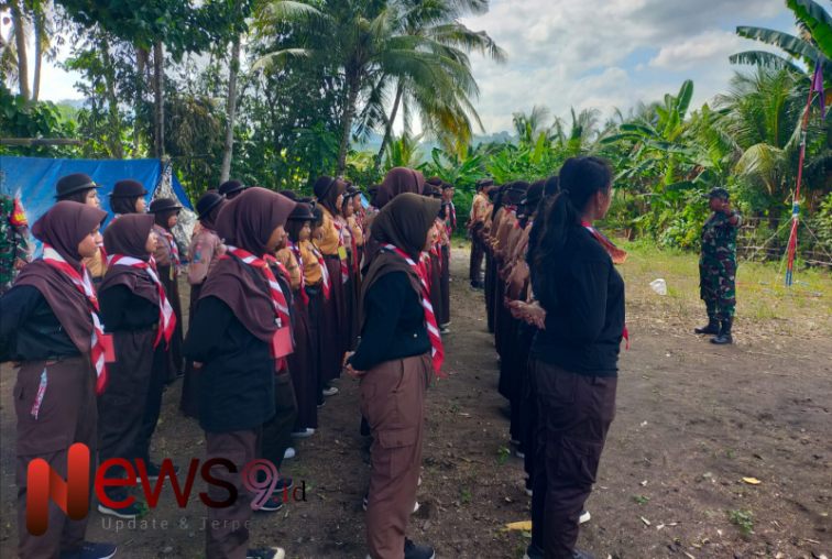 Foto: Serka Fery Dian Prasetiyono, memberikan materi wawasan kebangsaan dan bela negara. @by_News9.id