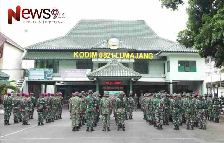 Foto: Letkol Inf Ronny Wijaya Koesuma, memimpin apel persiapan TNI Manunggal Membangun Desa (TMMD) ke-123. @by_News9.id
