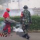 Foto: Bersama Dinas Kesehatan melaksanakan pendampingan kegiatan fogging. @by_News9.id