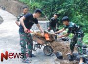 Satgas TMMD ke-123 Kodim Lumajang Rampungkan Pengecoran dan Lakukan Pemerataan Tanah di Desa Burno