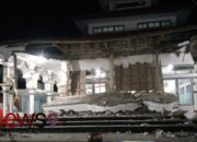 Teras Masjid di Sumenep Tiba-Tiba Roboh Setelah Salat Maghrib