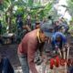 Foto: Bukti nyata sinergi antara TNI dan masyarakat dalam percepatan pembangunan infrastruktur pedesaan. @by_News9.id