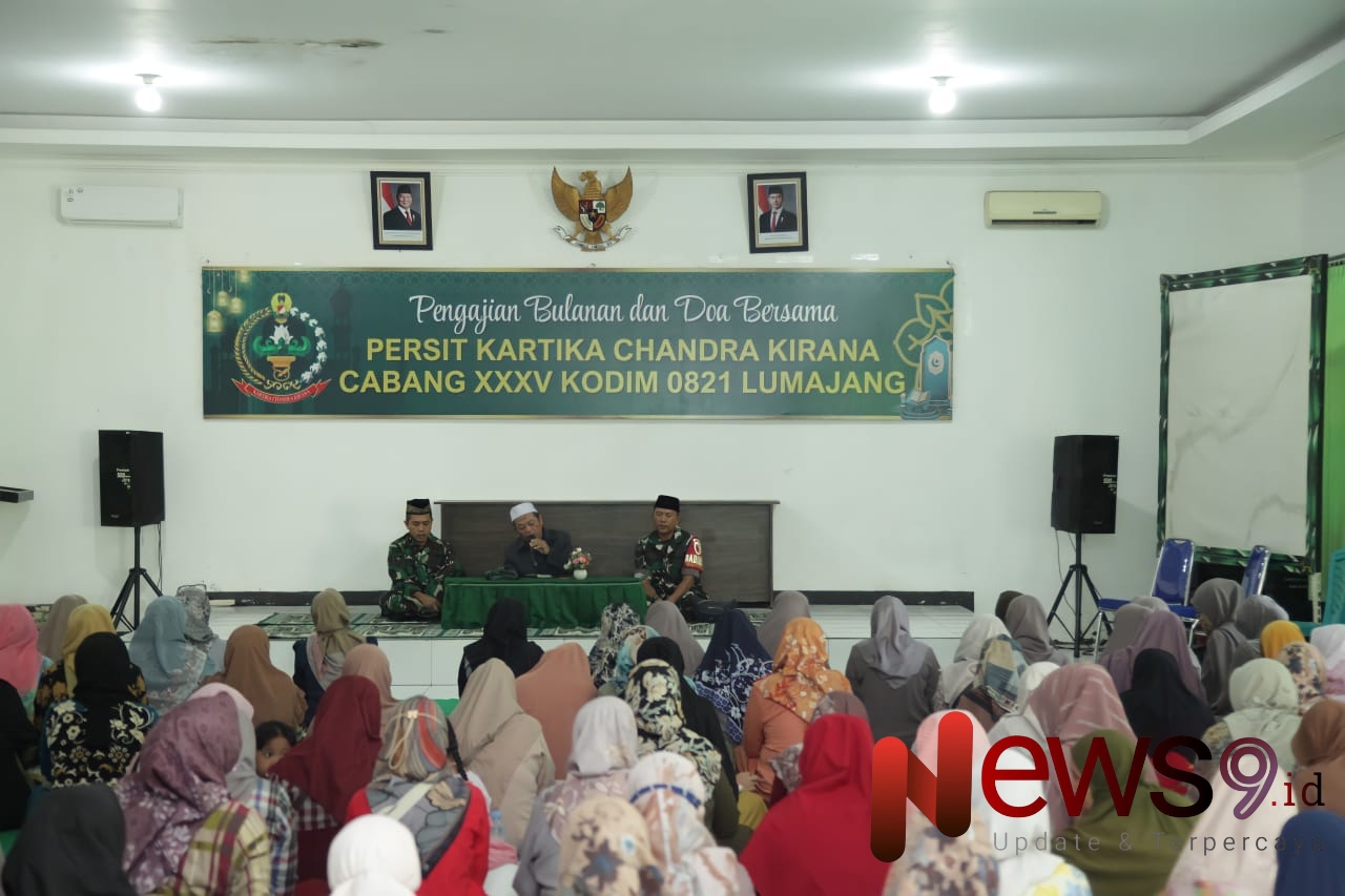 Foto: Persit Kartika Chandra Kirana (KCK) Cabang XXXV Kodim 0821/Lumajang menggelar pengajian rutin. @by_News9.id