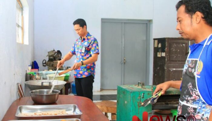 Gorengan Jadi Jalan Pembinaan, Warga Binaan Lapas Banyuwangi Produksi UMKM di Balik Jeruji