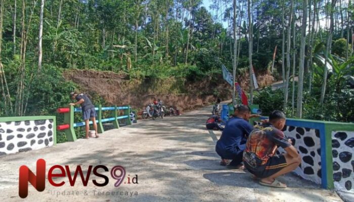 Satgas TMMD ke-123 Kodim 0821/Lumajang Semangat Perbaiki Infrastruktur Meski Berpuasa