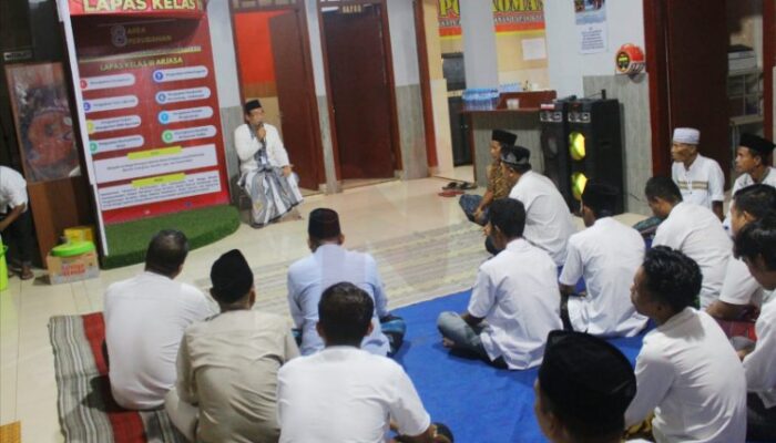 Buka Puasa Bersama di Lapas Arjasa, Momen Hangat Pererat Silaturahmi