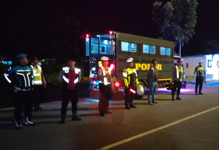 Foto: Patroli sahur sekaligus antisipasi gangguan kamtibmas di wilayah hukum Kabupaten Sumenep. @by_News9.id