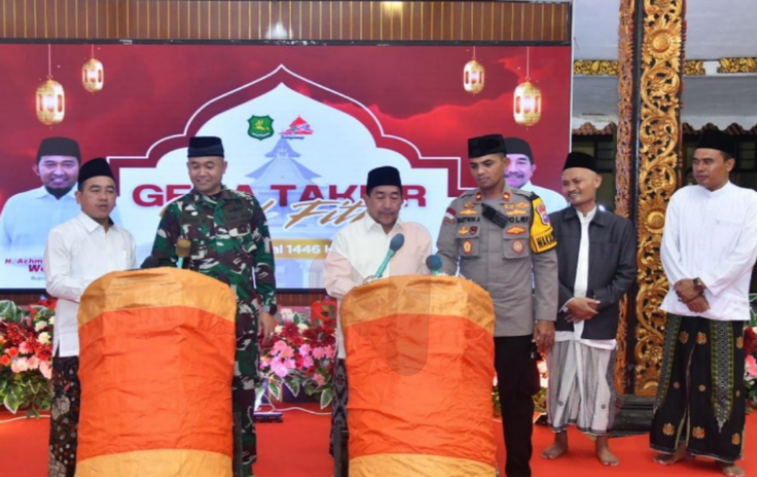 Foto: Wakil Bupati Sumenep KH. Imam Hasyim, bersama anggota Forkopimda, pimpinan OPD, Kepala Kemenag, didampingi Kabag Kesra Setdakab, Kamiluddin, (kanan). @by_News9.id