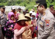 Bukti Nyata Kepedulian, Kapolres Sumenep Berbagi di Tengah TPA