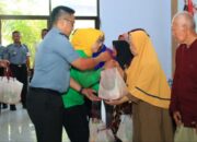 Semarak Peringatan HBP ke-61, Lapas Banyuwangi Berikan Bantuan Sosial 61 Paket Sembako