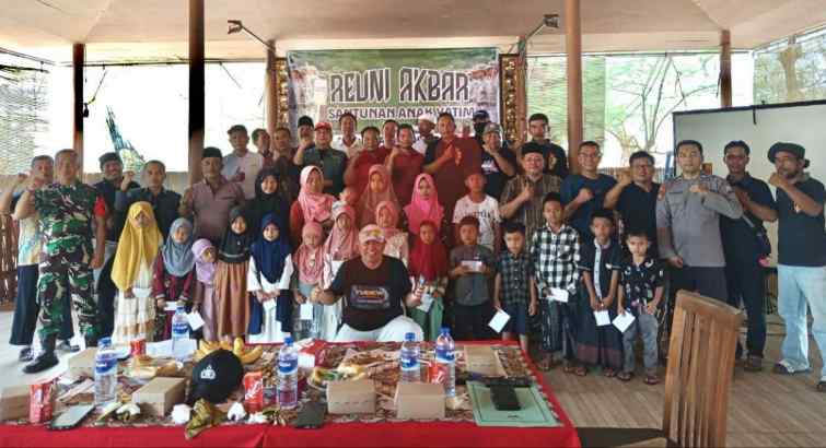 Foto: Anggota Keamanan Rakyat (KAMRA) 1999 Kabupaten Sumenep berkumpul dalam acara Reuni Akbar. @by_News9.id