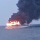 Foto: Kapal nelayan jenis kayu bernama KM Titipan Ilahi terbakar hebat di perairan Pulau Sapangkur, Sapeken, @by_News9.id