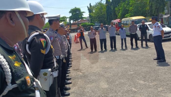 Satlantas Polres Sampang Perkuat Keselamatan Transportasi Publik Lewat Ramcek Kendaraan