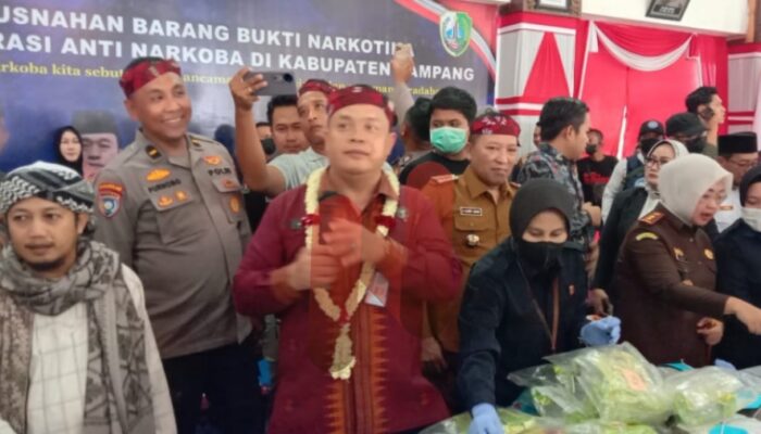 BNNP Jatim Musnahkan Hampir 15 Kg Sabu dan 8,7 Kg Ganja, Ini Kronologi Penangkapan