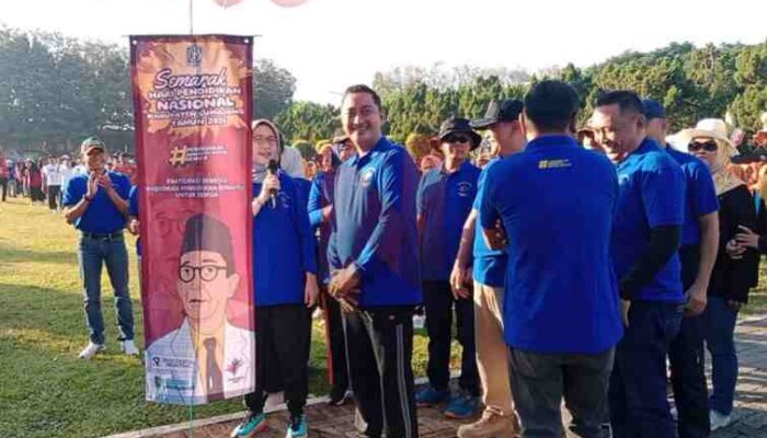 Semarak Hardiknas 2025 di Lumajang Meriah, 14 Ribu Lebih Warga Ikut Jalan Sehat dan Senam Massal