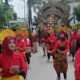 Foto: Parade kesenian tradisional Madura Daul Dug-Dug. @by_News9.id