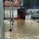 Foto: Kondisi rumah warga terendam banjir di Dusun Karongan, Desa Tanggumong, Kec. Sampang. @by_News9.id