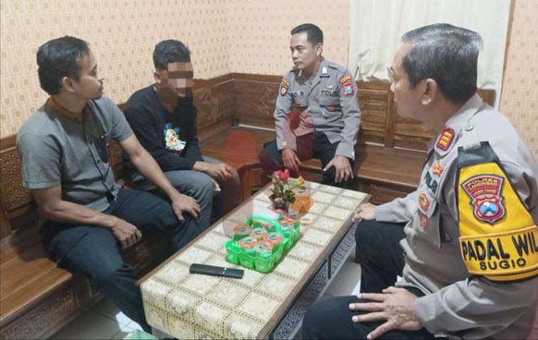 Foto: Polsek Sugio Polres Lamongan berhasil mengamankan seorang pelaku jambret. @by_News9.id