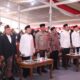 Foto: Kapolres Lamongan AKBP Agus Dwi Suryanto, saat menghadiri pengukuhan Hafidz dan Hafidzah. @by_News9.id