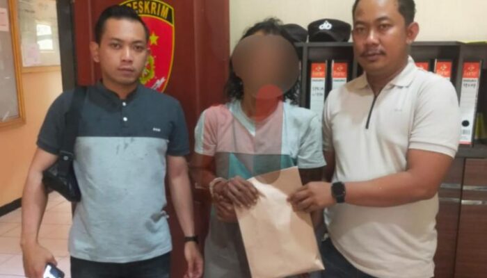 Unit Reskrim Polsek Ngimbang Amankan Pelaku Pencurian HP di Masjid Miftahul Fallah
