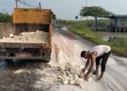 Dinas PU Bina Marga Lamongan Gerak Cepat Lakukan Perbaikan Jalan Berlubang di Kecamatan Sekaran