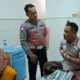 Foto: Suhermanto, 41 tahun, Pegawai Dishub Kabupaten Sampang, saat di mintai keterangan oleh polisi di RSUD setempat. @by_News9.id