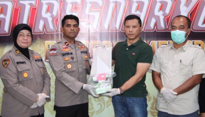 35 Kilogram Sabu Ditemukan Nelayan Masalembu Diserahkan ke Polda Jatim