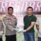 Foto: Wakapolres Sumenep, Kompol Masyhur Ade, (dua dari kiri) didampingi Kabag SDM AKP Widiarti, dan Kasat Narkoba AKP Anwar Subagyo, saat menyerahkan 35Kg sabu. @by_News9.id