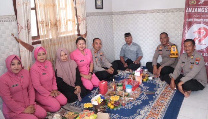 Polres Lamongan Anjangsana ke Purnawirawan
