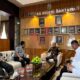 Foto: Kepala Lembaga Pemasyarakatan (Lapas) Kelas IIA Banyuwangi, I Wayan Nurasta Wibawa yang baru menjabat melakukan kunjungan silaturahmi. @by_News9.id